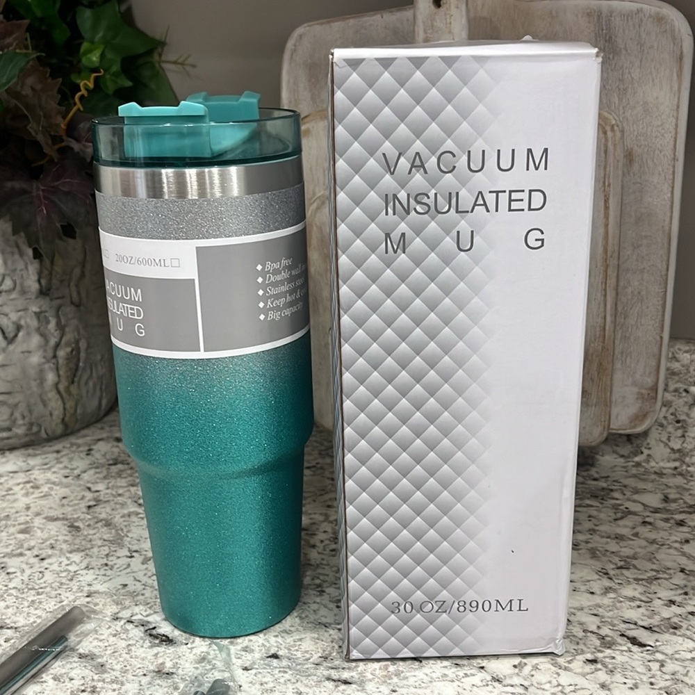 Blue/Green Teal colored Glitter 30oz Stainless Insulated Hot/Cold Cup 🥤🆕🥤